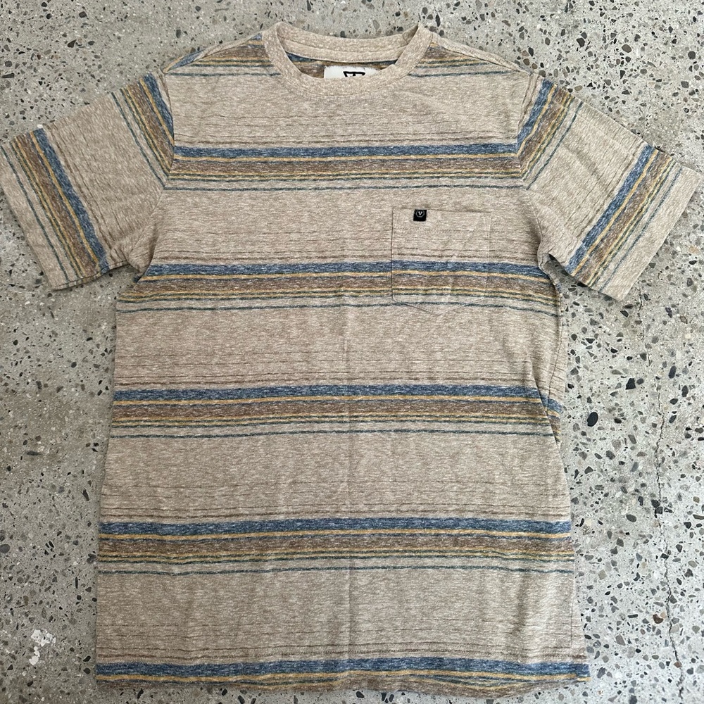 Vissla Boys Tee size 8 medium